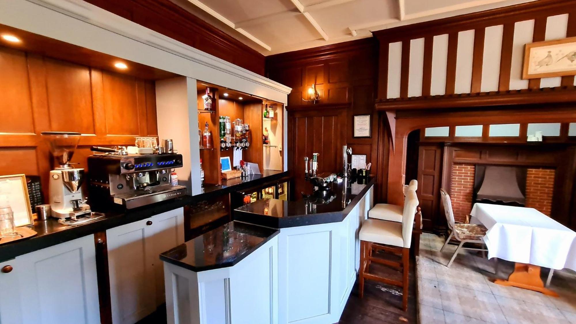 Farnham House Hotel Ngoại thất bức ảnh