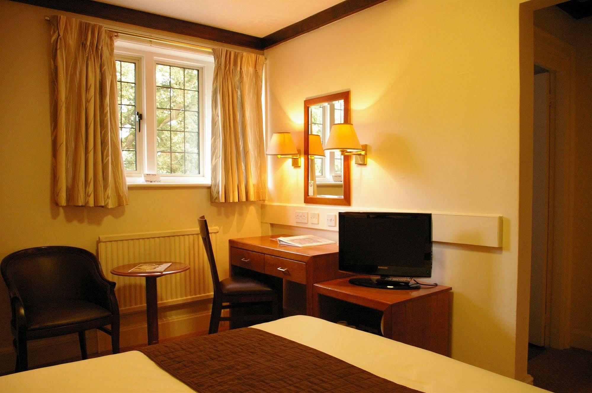 Farnham House Hotel Ngoại thất bức ảnh